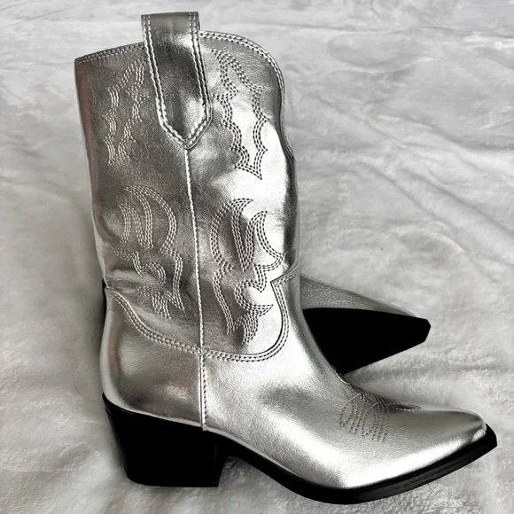 INDIGO RD Yoley Metallic Silver Mid-Calf Cowboy Boots--NEW--5.5 - Picture 2 of 13